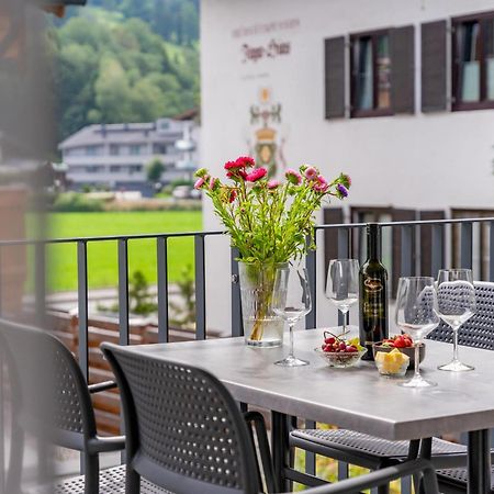 Falken Suites Top 4 Kaprun Exterior foto