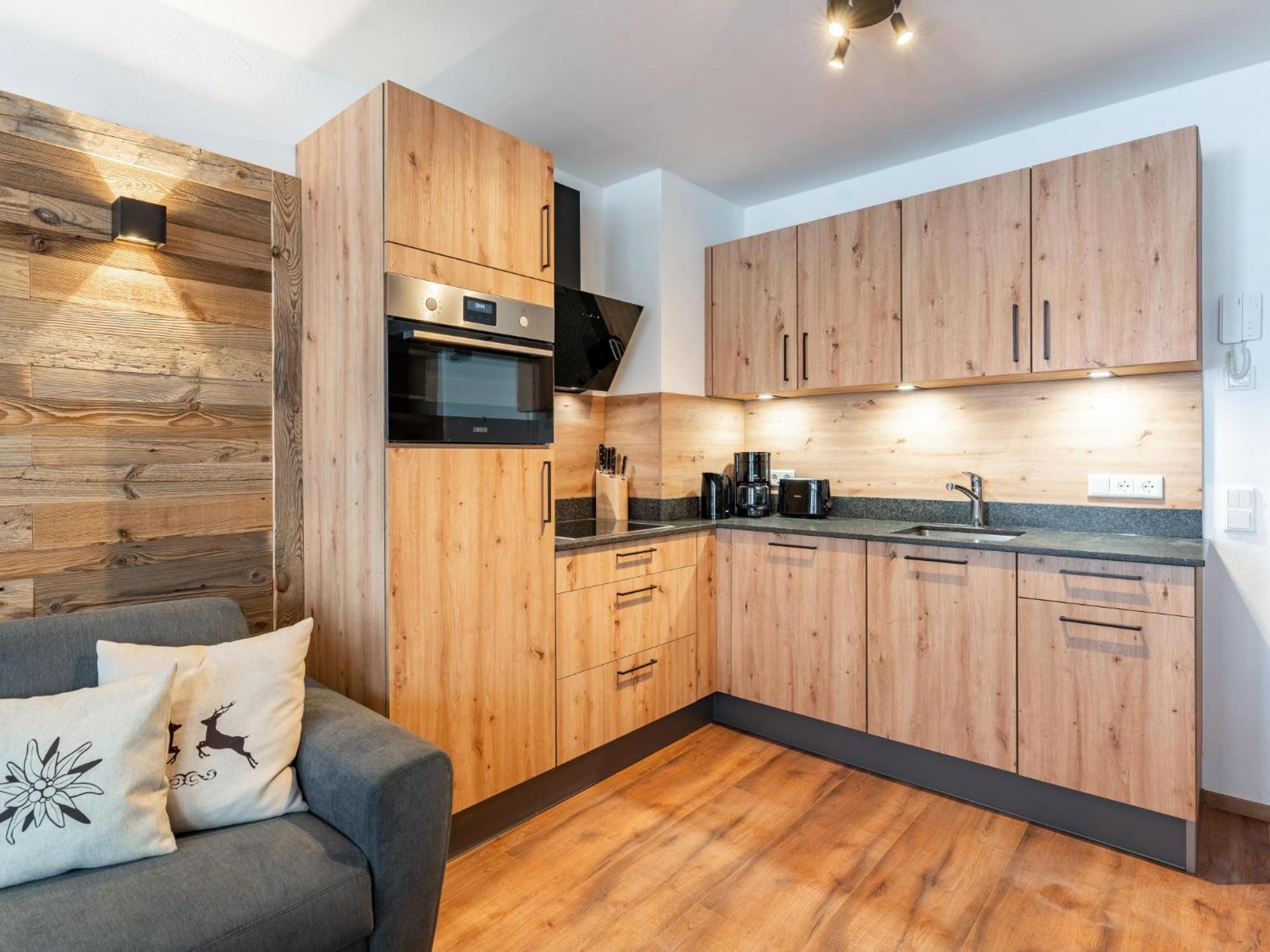 Falken Suites Top 4 Kaprun Exterior foto